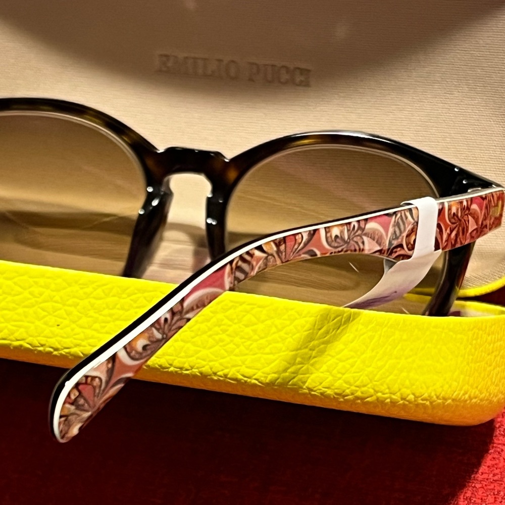 EMILIO PUCCI NIB AUTHENTIC DESIGNER LUXURIOUS STY… - image 6